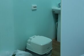 Пациент с подозрением на COVID-19 испугался условий челябинской больницы
