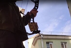 "Удостоверение мне покажи": Женщина устроила скандал, увидев фотосессию с луками