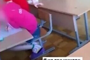 "Сейчас я тебя снимаю, а в будущем тебя будут снимать": в соцсетях устроили разнос педагогу приюта