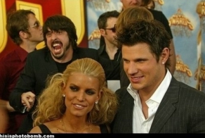 Фотобомбы со звездами. Часть 2. (24 фото)