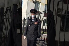 Полицейские пытались оштрафовать своего коллегу в гражданской одежде