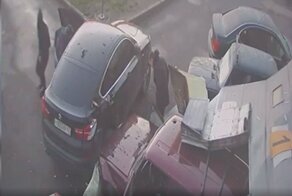 Налет в стиле 90-х. Бандитам на BMW досталось от администратора автосервиса