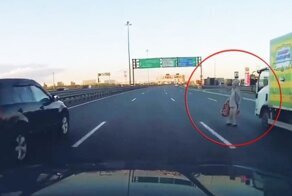 Авария дня. Восьмидесятилетняя пенсионерка погибла, пытаясь перейти КАД