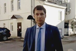 «Я плевал и с*ал на тебя»: в Ярославле мужчина, похожий на приезжего чиновника, обругал соседа