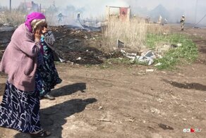 Под Самарой пожар почти полностью уничтожил цыганский поселок