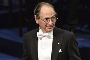 "Карантин убил больше людей, чем спас": ученый раскритиковал самоизоляцию