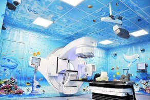 Итальянский художник превращает больницы в царство сказки
