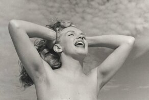 За редкое фото с молодой и почти голой Мэрилин Монро просят $4000