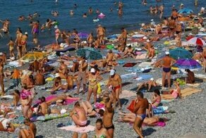 Россиян предупредили об опасности заражения коронавирусом на море