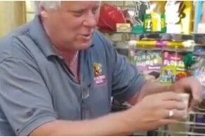 Интересный фокус с летающим долларом