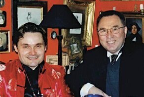 А выкупить Зайцева - не можем! Историк моды Александр Васильев негодуэ