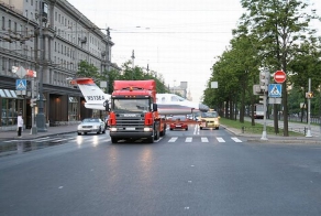 Перевозка самолета по улицам Санкт-Петербурга (11 фото)
