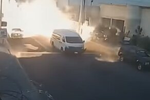 Утечка газа на автозаправке привела к взрыву