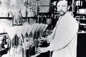 Кто изобрел пластиковые окна?