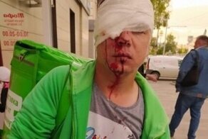 Голая грудь, забастовка, температура и прочие типичные вещи из жизни доставщиков еды