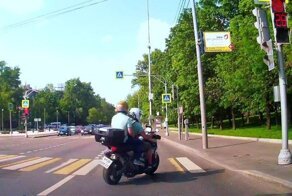 Особые правила дорожного движения для хрустика