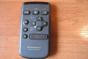 Кто изобрел первый пульт к телевизору