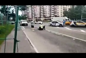 Таксист - свидетель! В Москве двое полицейских ранены в перестрелке на Ленинском проспекте