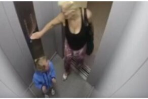 В Красноярске бабушка избила свою маленькую внучку в лифте