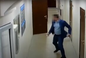 Иркутский чиновник попытался сбежать от силовиков, но далеко не ушел