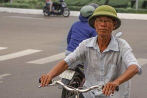 Жителей Воронежа заставляют развестись с вьетнамцами