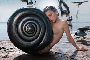 35 эксцентричных провокаций от российской художницы