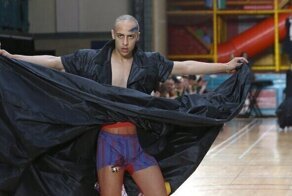 Летняя коллекция странной мужской моды 2020 года: юбки и платья