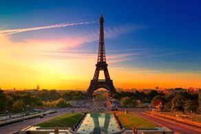 Знакомая вернулась из Парижа. Стоит ли ехать туда жить?