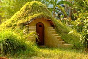 Еще один дом для хоббита (17 фото)