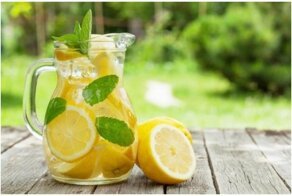 10 вкуснейших, полезных и тонизирующих напитков для лета