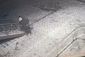 В Чите брошенный хулиганами камень чуть не убил отца пятерых детей