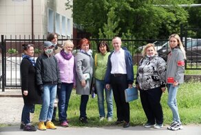 «Рассказала подружке, что математик ее трогал»: заслуженного учителя посадили на 9,5 лет за случайное прикосновение