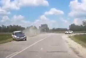 Не вписался в поворот: ДТП в Новосибирской области