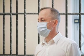 Мать пермской школьницы рассказала о приставаниях учителя математики