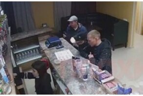 Хамство и воровство: несколько минут из жизни продавщицы магазина разливного пива