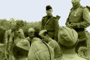 В одном бою уничтожил 6 немецких танков - за этот подвиг простому солдату выделили самолет и отправили на побывку домой