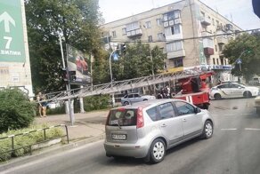 Маршрутка протаранила ехавшую на вызов пожарную машину