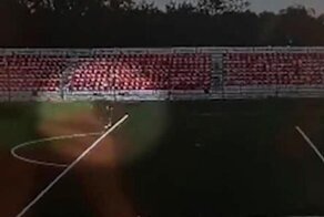 Удар молнии в подростка-вратаря