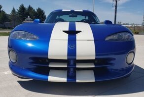 Как с завода! Dodge Viper GTS 1996 года с минимальным пробегом