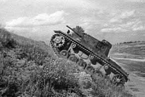 Казань, 1942 год. Танки под прицелом советских испытателей