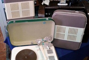 8 советских ламповых электрофонов. Спой мне песню, чемодан!