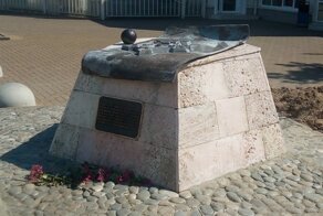 В Адлере по требованию черкесов демонтировали монумент русским солдатам