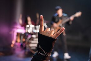 Психотерапия от Heavy Metal, или как музыка бунтарей стала мейнстримом