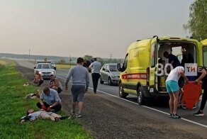 Молодежь прокатилась с ветерком: подруги засняли на видео манеру езды своего приятеля за несколько секунд до ДТП