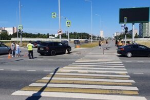 Авария дня. Водитель Lada проехал на красный в Екатеринбурге