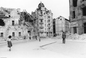 Фотосравнения: Будапешт послевоенный и современный