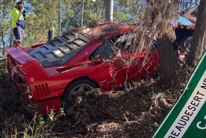 Легендарный Ferrari F40 был разбит во время тест-драйва в Австралии