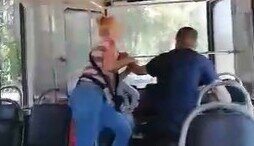 В Кузбассе пассажиры с кондуктором «успокоили» пьяного дебошира