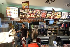 Треш в ночную смену, наркота в Макдональдсе