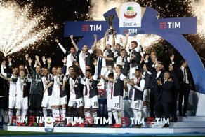 "Ювентус" девятый раз подряд стал чемпионом Италии по футболу